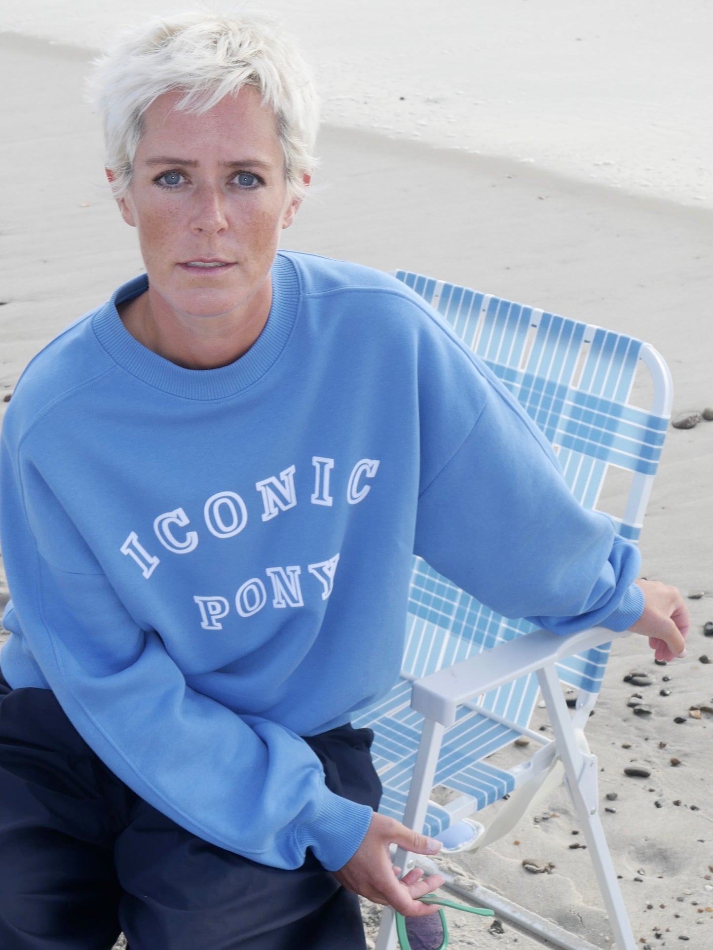 I C O N I C Sweater - sky blue