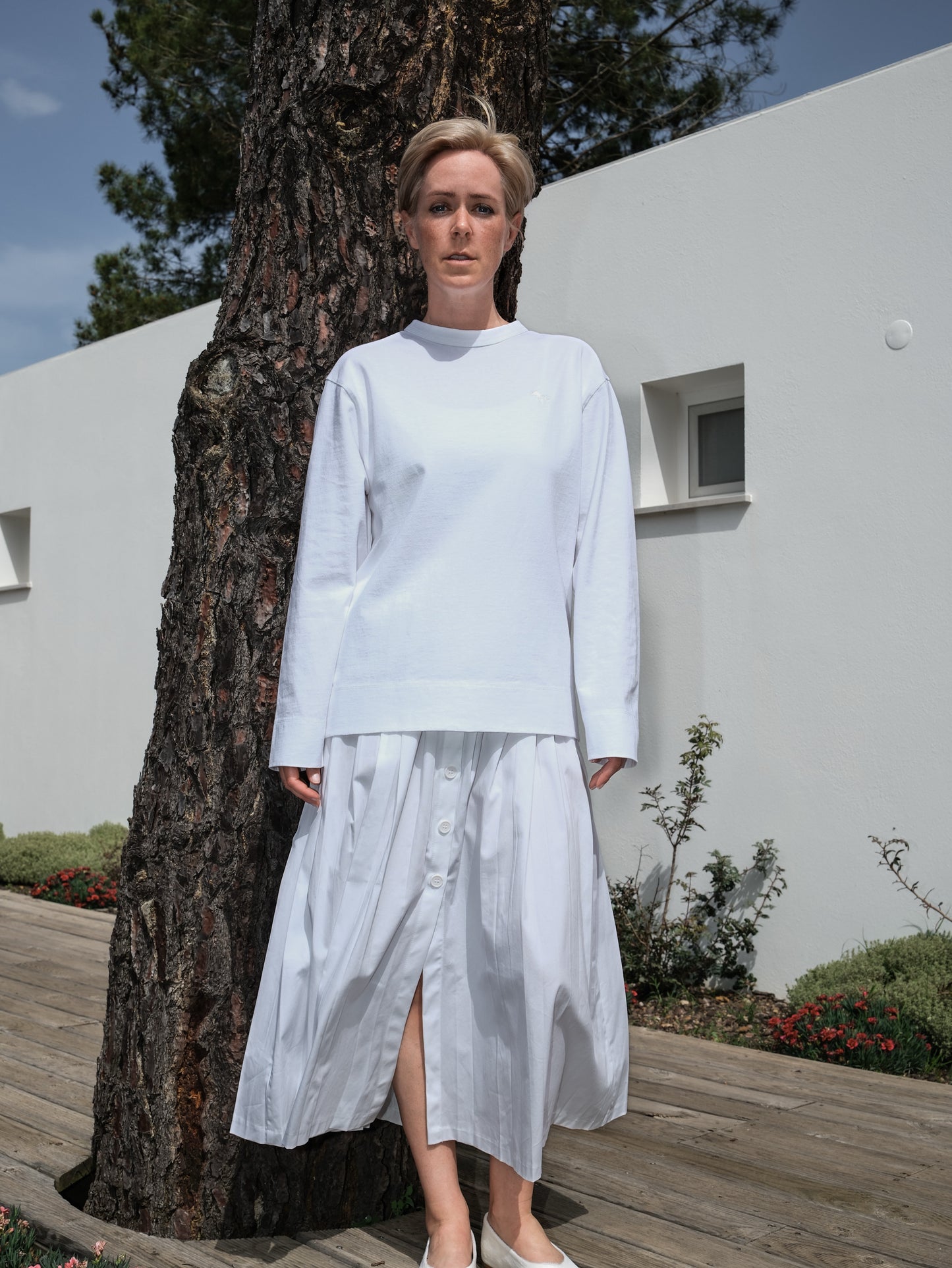 Signature Longsleeve - weiß mit Stickerei "Pony"