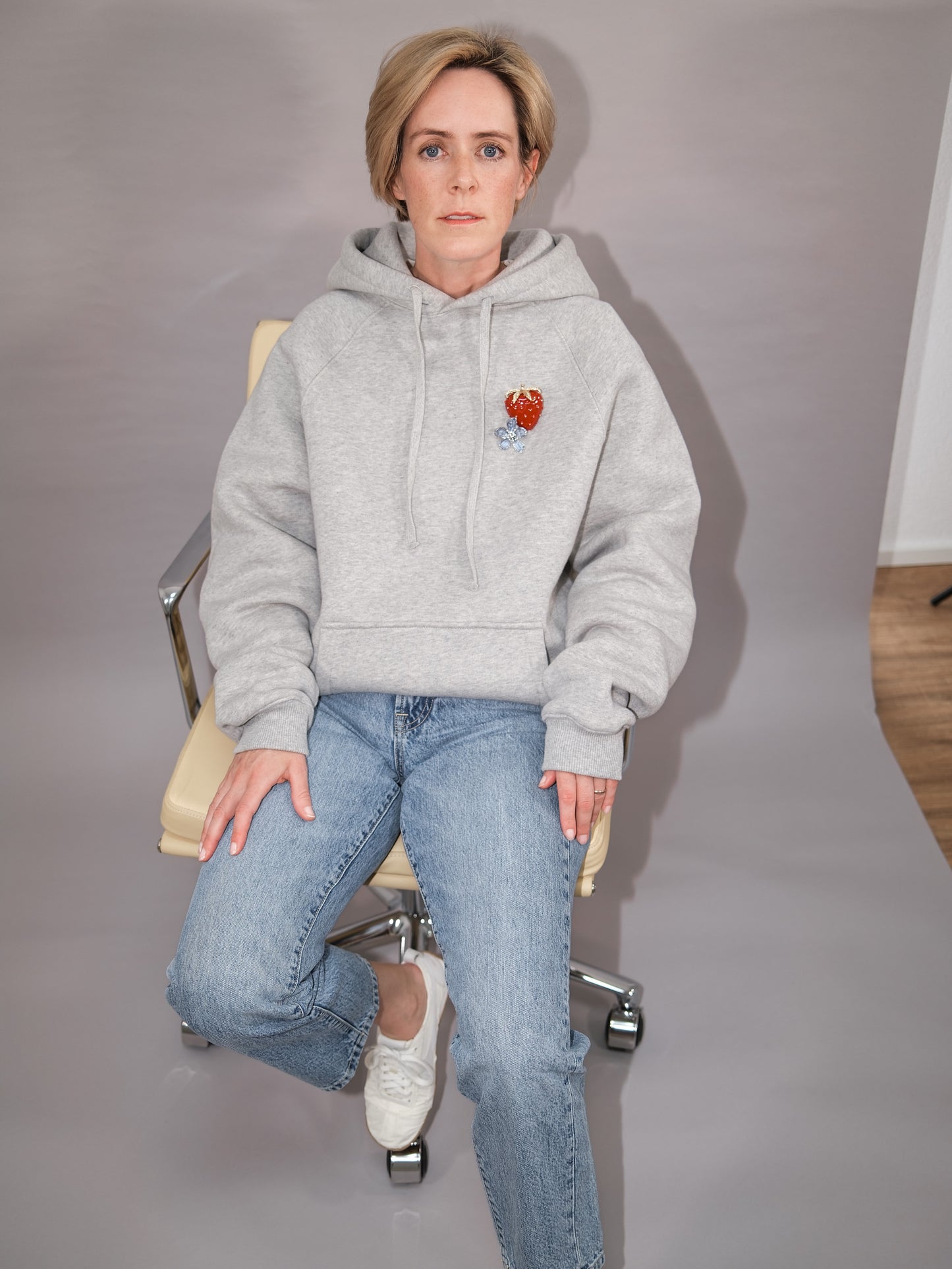 Boyfriend Hoodie - HEY DUDE - grau melange - Strawberry Edition