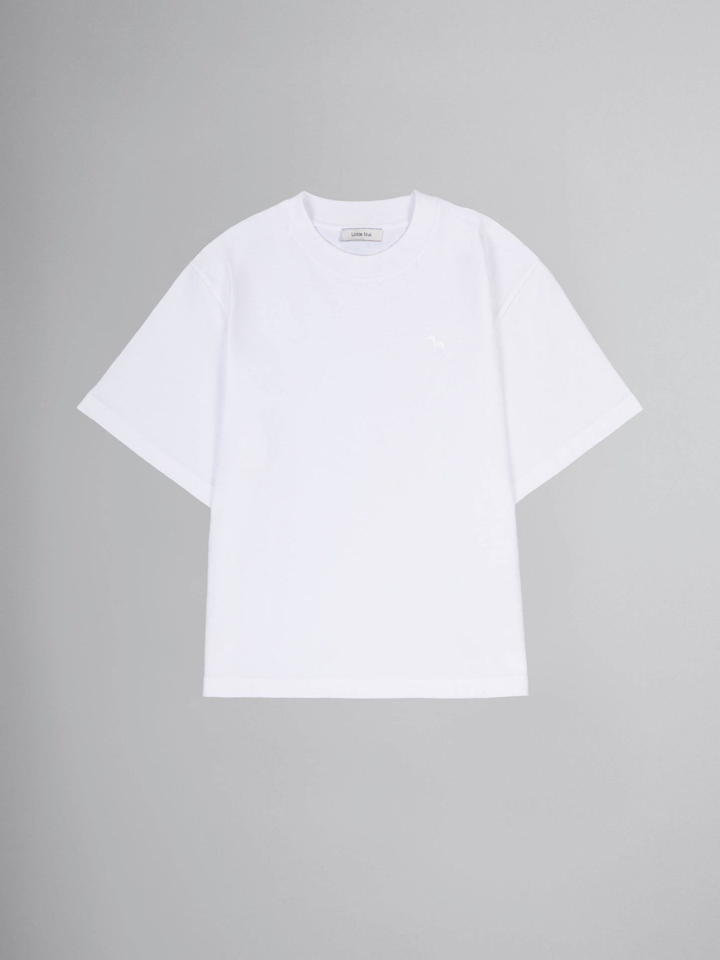 Signature T-Shirt - weiß mit Stickerei "Pony"