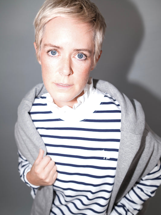 N A C H H A L T I G * Light Sweater - blau-weiß-gestreift