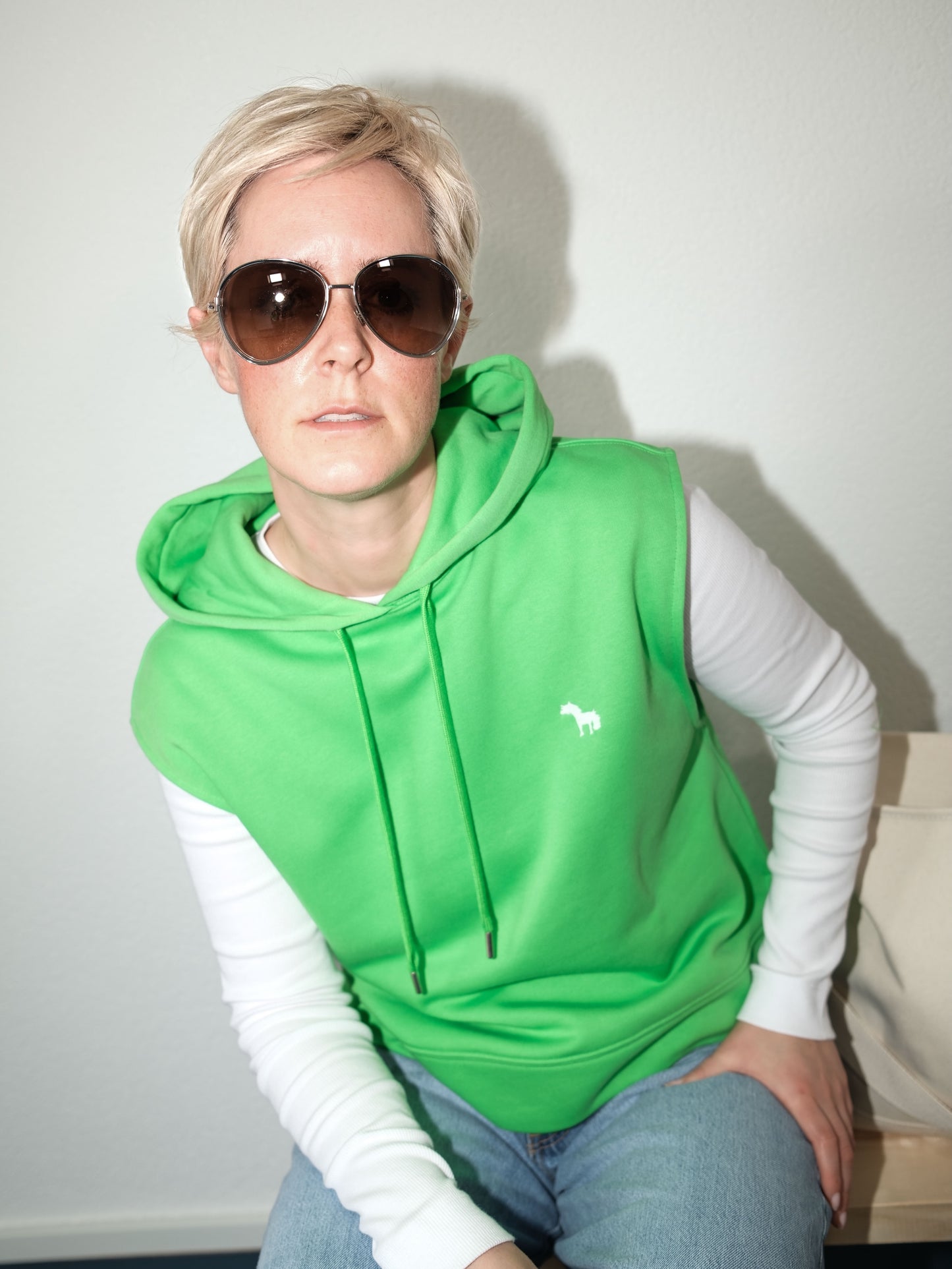N A C H H A L T I G *  Hoodie Pullunder - kermit green