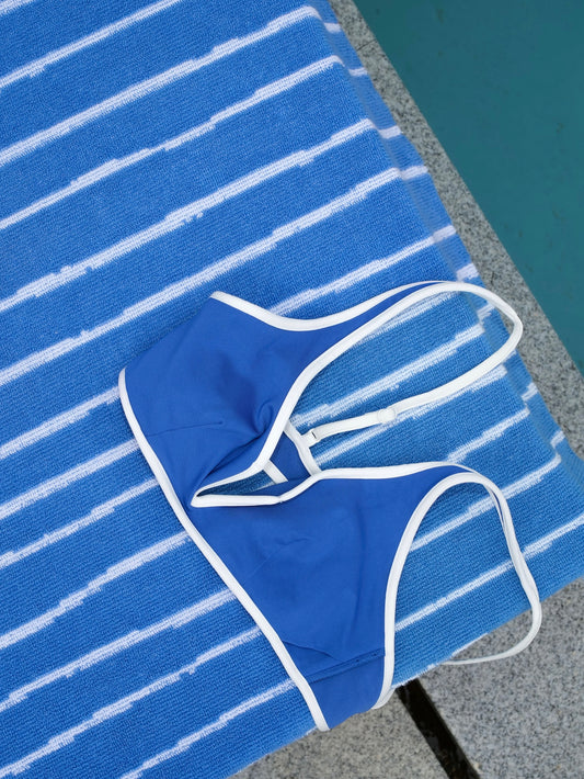 POOL Towel - gestreift - perfect-blue