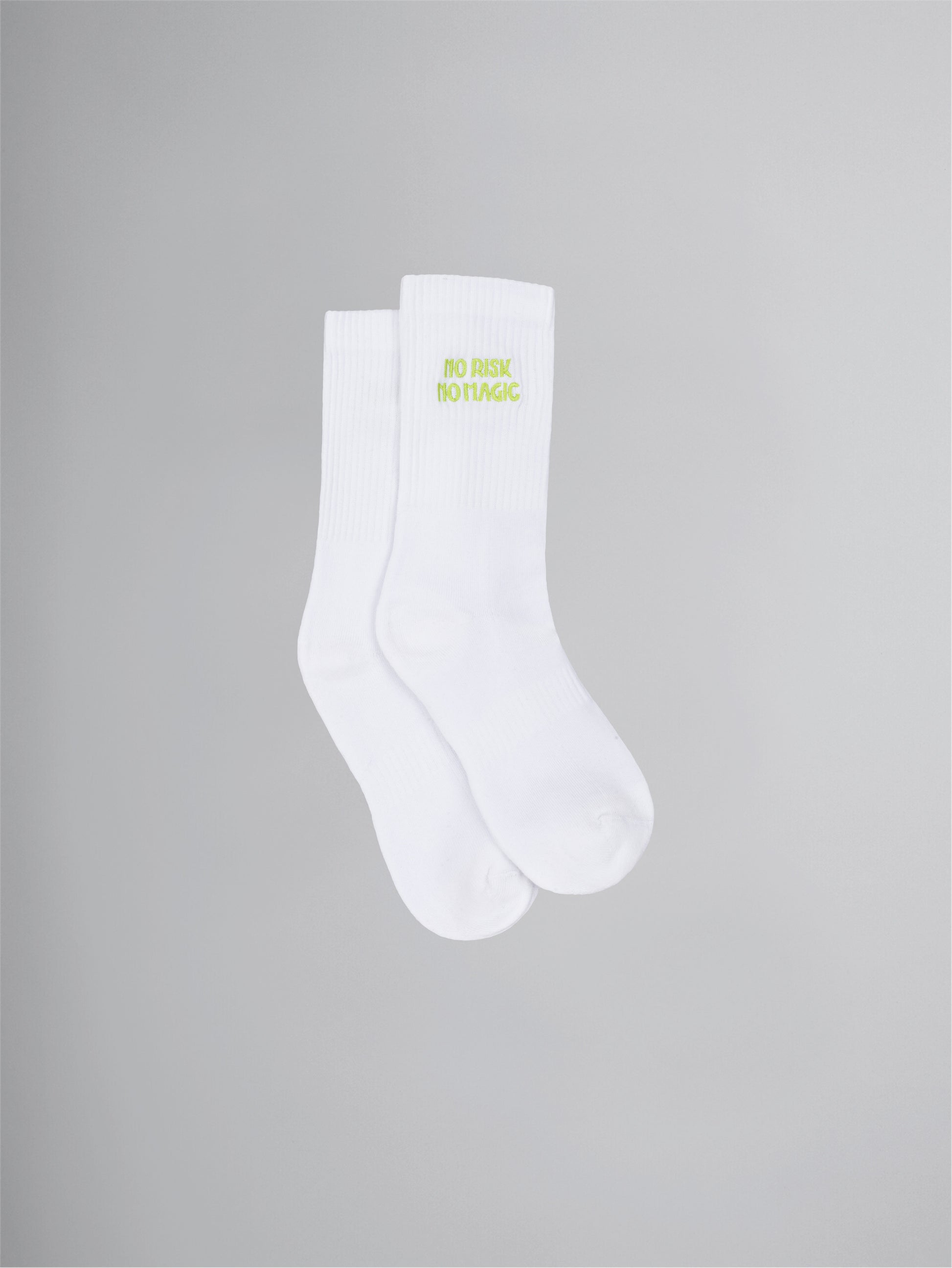 A07_Nachhaltig_Socken_NoriskNomagic_lime