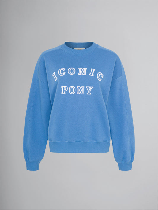 P23_Nachhaltig_Sweater_IconicPony_skyblue
